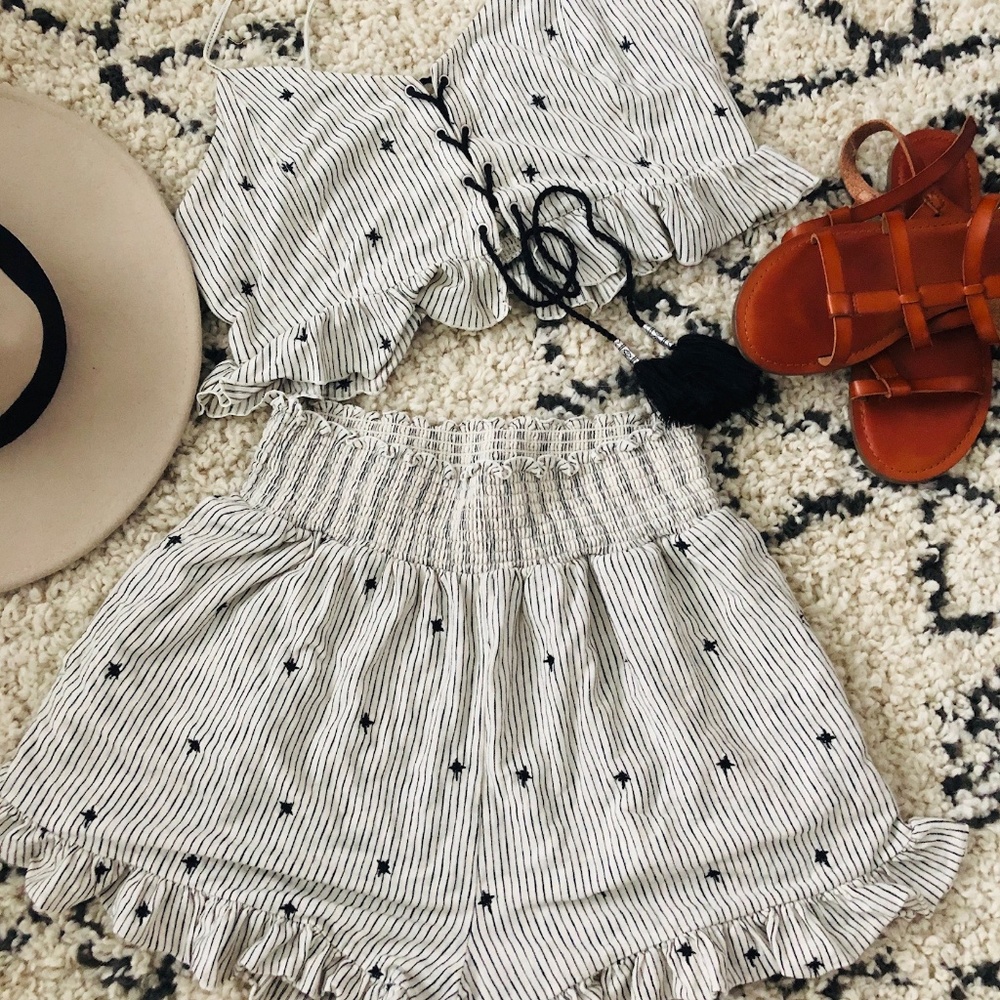 Boho two-piece set. Crop top & shorts